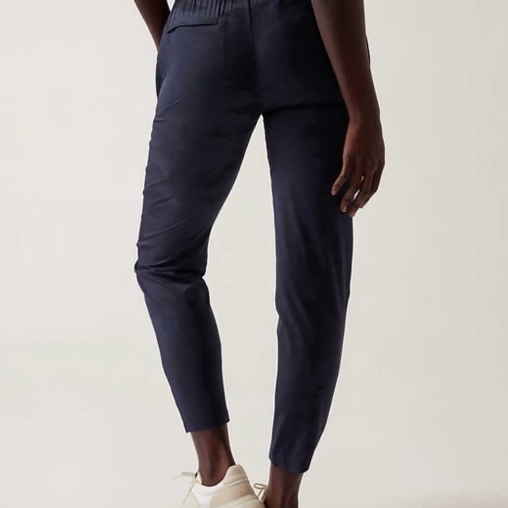 Athleta Brooklyn Ankel Pant